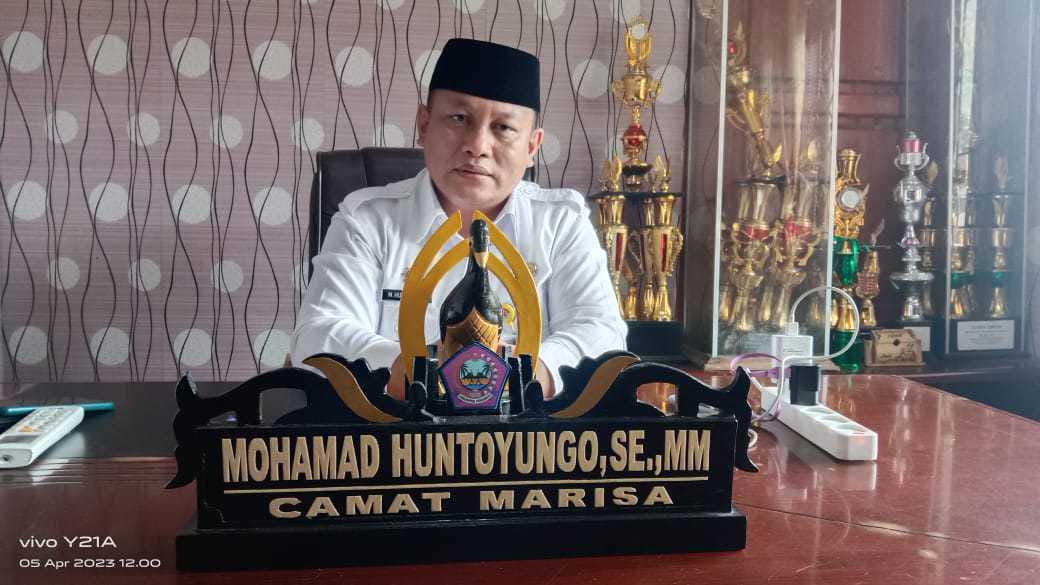 Kepala Camat Marisa : Mohamad Huntoyungo, SE., MM